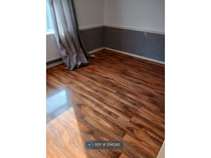 3 Bedroom Terraced House To Rent In Windrows, Skelmersdale, WN8