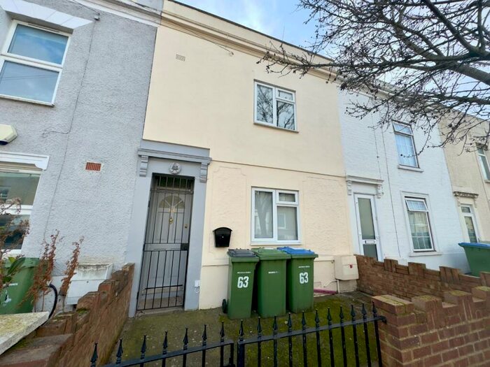 2 Bedroom Terraced House To Rent In Frederick Place, Woolwich, London, SE18