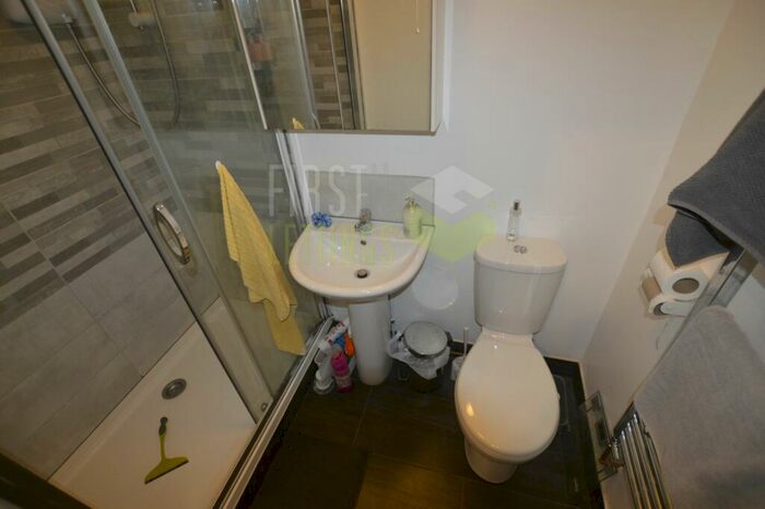 4 Bedroom Terraced House To Rent In College Avenue, Highfields, LE2