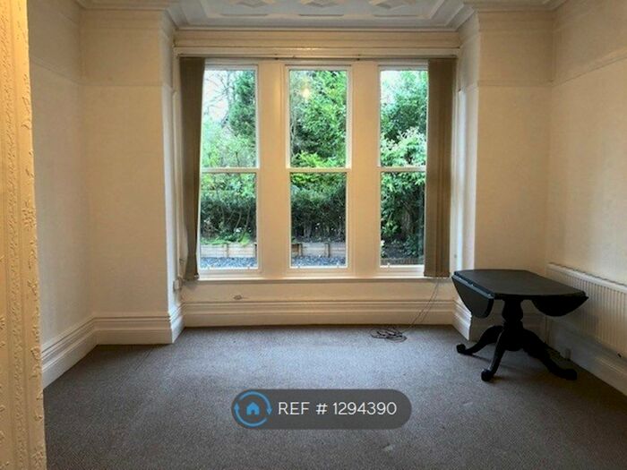 1 Bedroom Flat To Rent In Northenden Road, Sale M33