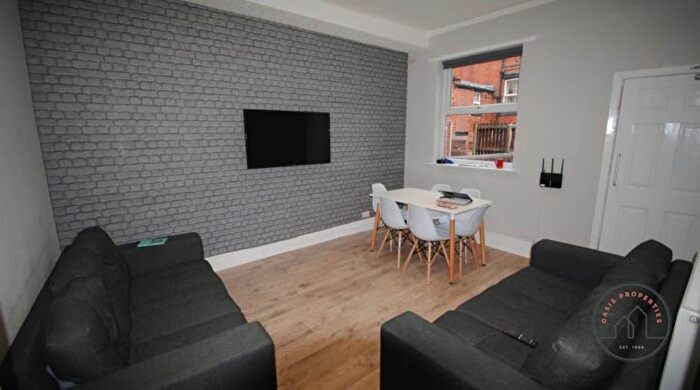5 Bedroom House To Rent In Manor Drive, Leeds, LS6