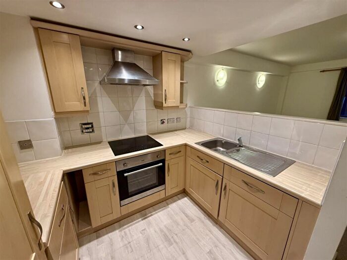 2 Bedroom Apartment To Rent In Maxim, Lionel Street, Birmingham, B3
