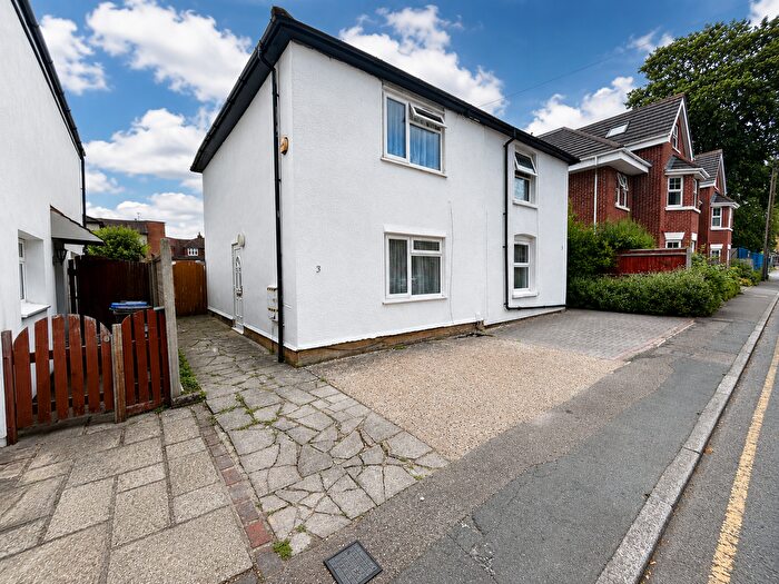 3 Bedroom Semi-Detached House To Rent In Portugal Road, GU21