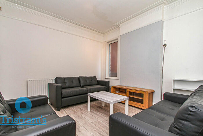 5 Bedroom Terraced House To Rent In Lenton Boulevard, Lenton, NG7