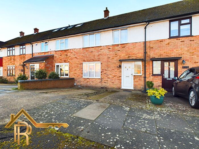 3 Bedroom Terraced House To Rent In Heron Way, Upminster, RM14