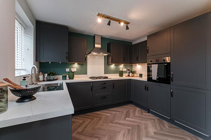 3 Bedroom End Of Terrace House For Sale In Shaftmoor Lane, Hall Green, Birmingham, West Midlands, B28