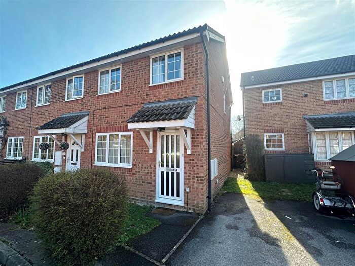 2 Bedroom End Terrace House To Rent In Birchlands, Totton, SO40