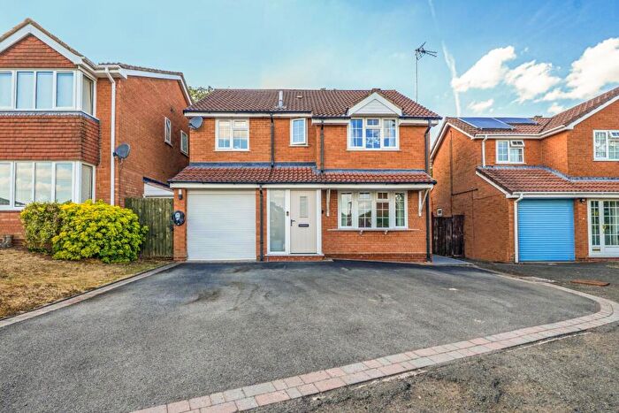 4 Bedroom Detached House For Sale In Oswestry Close, Redditch, B97