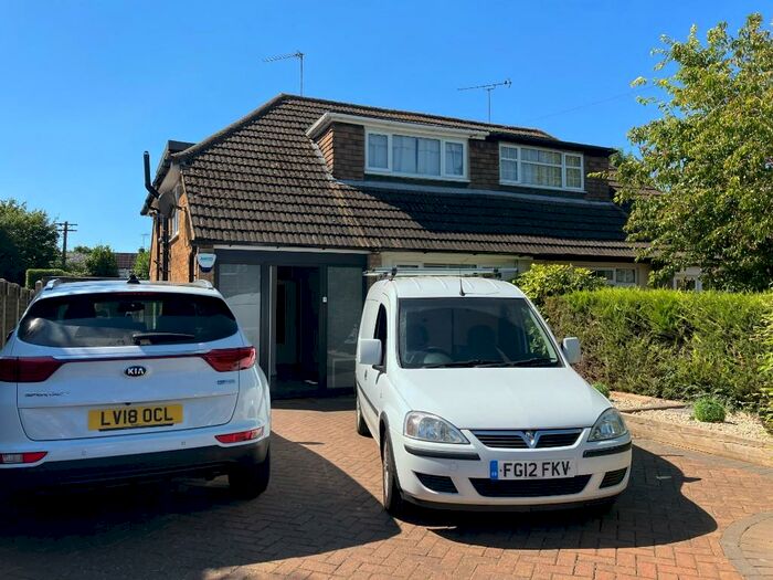 3 Bedroom Semi-Detached House To Rent In Butterfield Road, Wheathampstead, AL4