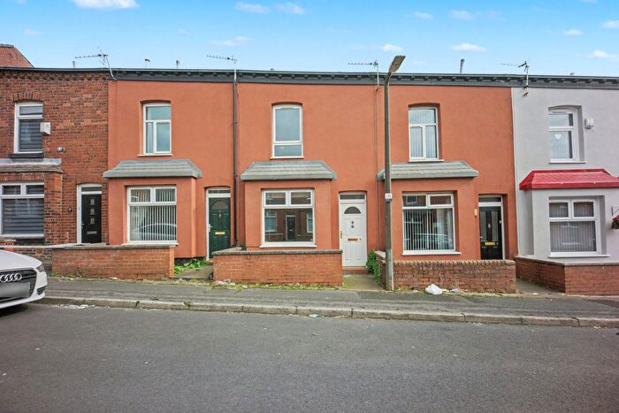 2 Bedroom Terraced House For Sale In Watt Street, Horwich, Bolton, BL6