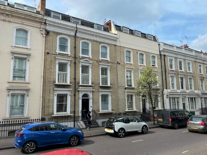 2 Bedroom Flat To Rent In Finborough Road, West Brompton, Earls Court, London, SW10