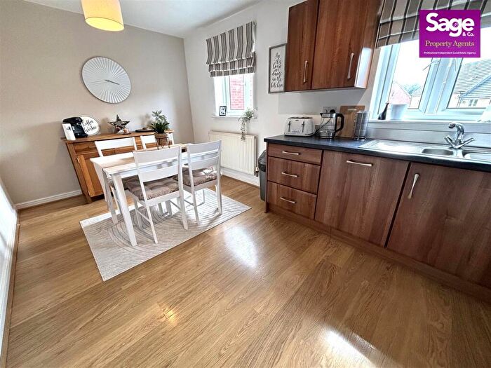3 Bedroom Terraced House For Sale In Stonebridge Park, Croesyceiliog, Cwmbran, NP44