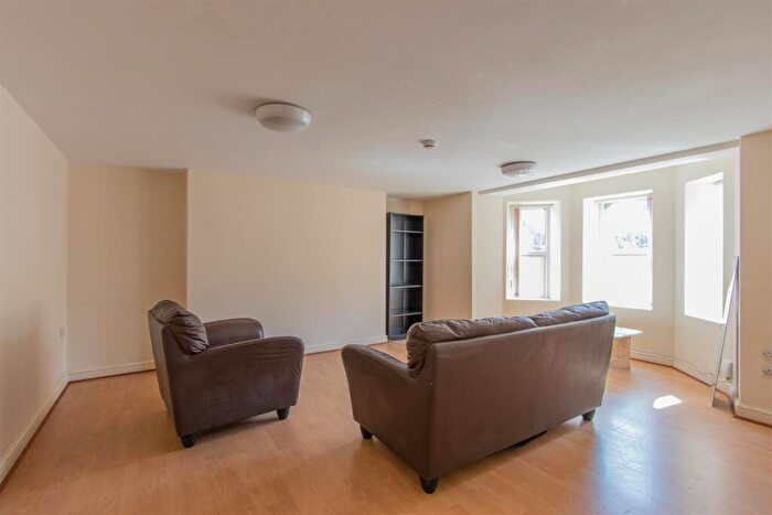 1 Bedroom Private Halls To Rent In Newport Road, Roath, CF24