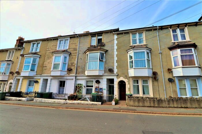 1 Bedroom Flat To Rent In Albert Street, Ventnor, PO38