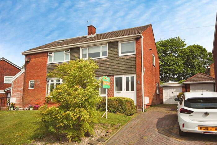 3 Bedroom Semi-Detached House For Sale In Lon-Y-Waun, Caerphilly, CF83