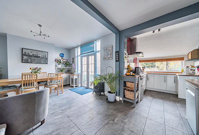 6 Bedroom Semi Detached House For Sale In Amberley Road, Downend, Near Bristol, South Gloucestershire, BS16