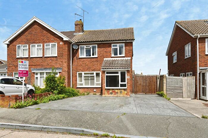 3 Bedroom Semi-Detached House For Sale In Maple Drive, Chelmsford, CM2