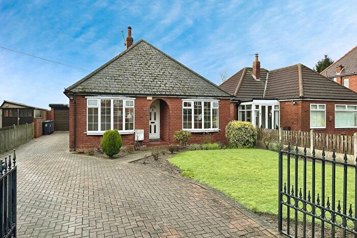 3 Bedroom Bungalow For Sale In Sandhill Lane, Selby, North Yorkshire, YO8
