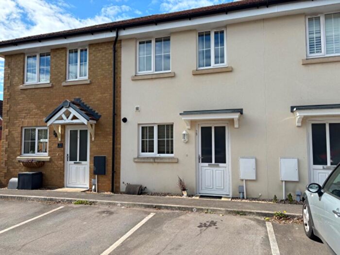 2 Bedroom Terraced House For Sale In Soper Crescent, SP11