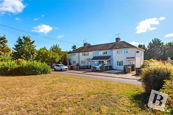 3 Bedroom Semi-Detached House To Rent In North Avenue, Chelmsford, Essex, CM1