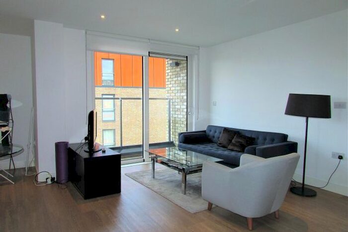 2 Bedroom Flat To Rent In Seafarer Way, London, SE16
