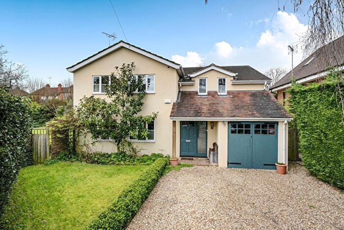 4 Bedroom Detached House For Sale In Cromwell Road, Henley-On-Thames, Oxfordshire, RG9