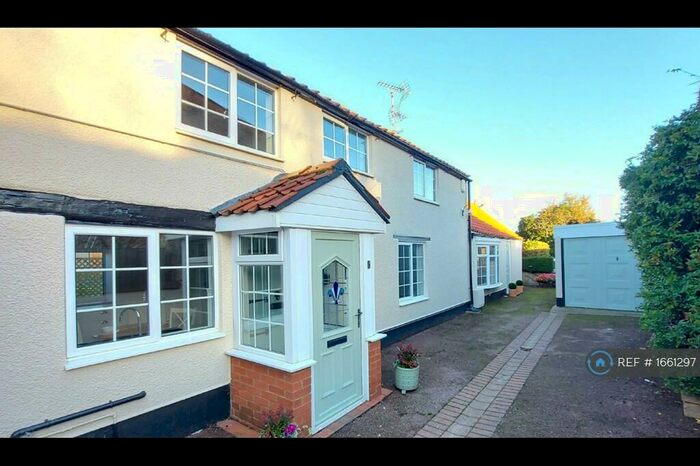 2 Bedroom Detached House To Rent In High Street, Ruskington, Sleaford, NG34
