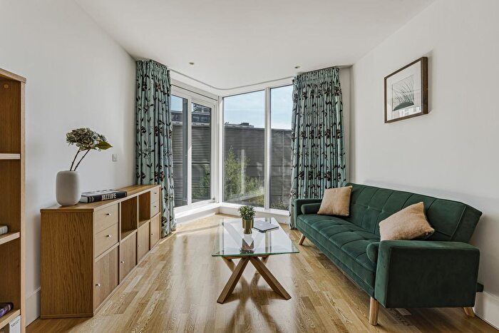 1 Bedroom Flat To Rent In Ensign House, Battersea Reach, Juniper Drive, London, SW18