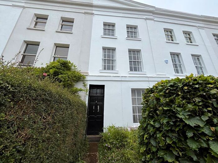 3 Bedroom Flat To Rent In City Centre, Exeter, EX4