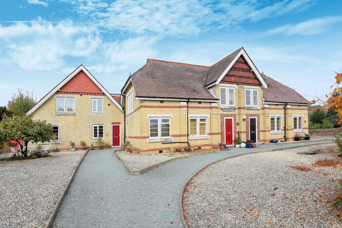 1 Bedroom Apartment To Rent In Starts Hill Road, Orpington, BR6