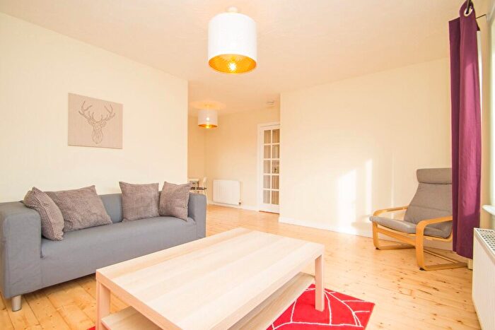 1 Bedroom Flat For Sale In South Gyle Mains, Edinburgh, EH12