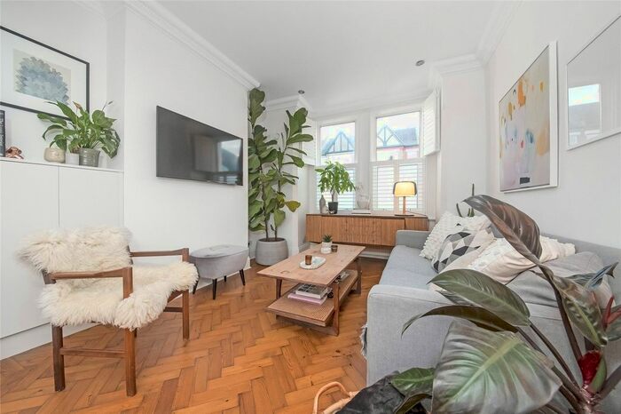 2 Bedroom Detached House To Rent In Sangley Road, London, SE25