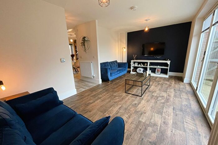 3 Bedroom Detached House For Sale In Poppy Field Way, Carlton-In-Lindrick, Worksop, S81