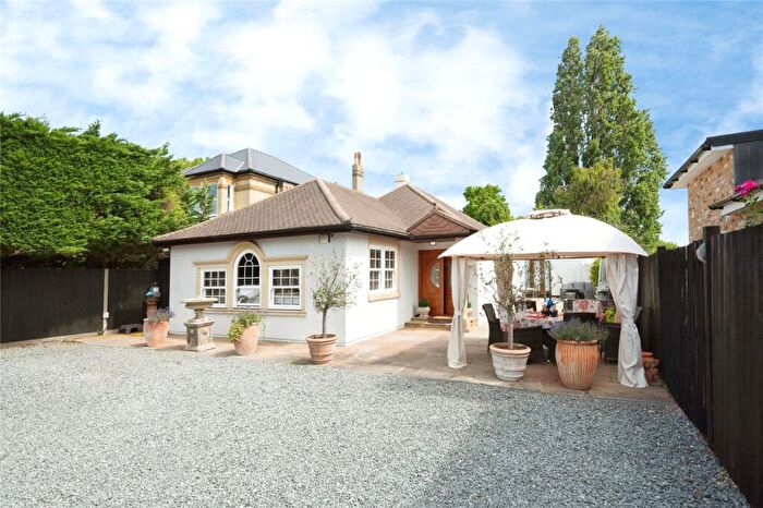 3 Bedroom Bungalow For Sale In Chessington Road, Ewell, Epsom, Surrey, KT19