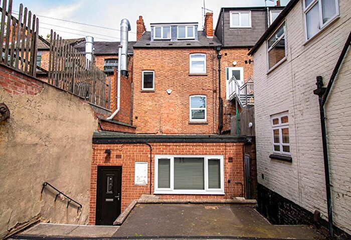 7 Bedroom House To Rent In North Sherwood Street, Nottingham, NG1