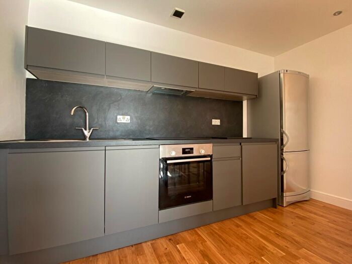 1 Bedroom Flat To Rent In Altolusso, Bute Terrace, Cardiff, CF10