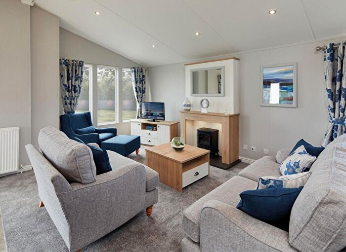 2 Bedroom Caravan For Sale In Gartmore, Stirling, FK8