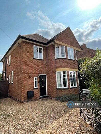 4 Bedroom Detached House To Rent In Park Road, Kempston, Bedford, MK42