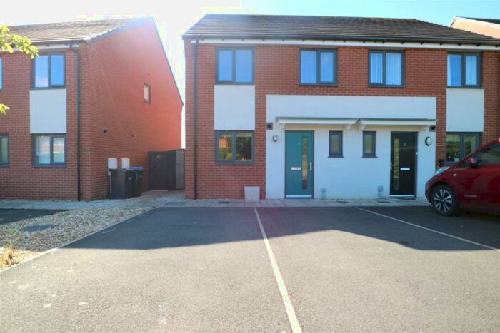 3 Bedroom Semi-Detached House To Rent In Bluestone Close, Newton Aycliffe, DL5