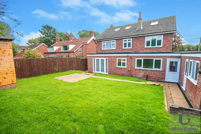 6 Bedroom Detached House For Sale In School Lane, Little Melton, NR9