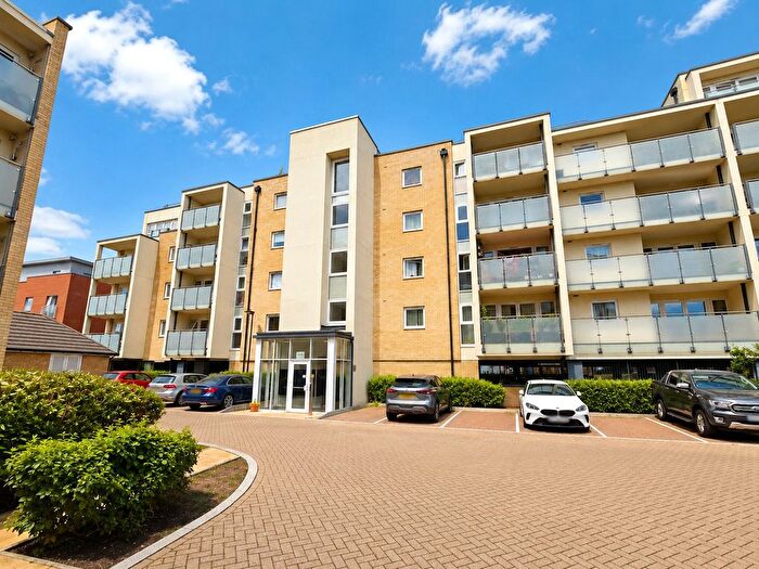 2 Bedroom Flat For Sale In Perkins Gardens, Ickenham, UB10