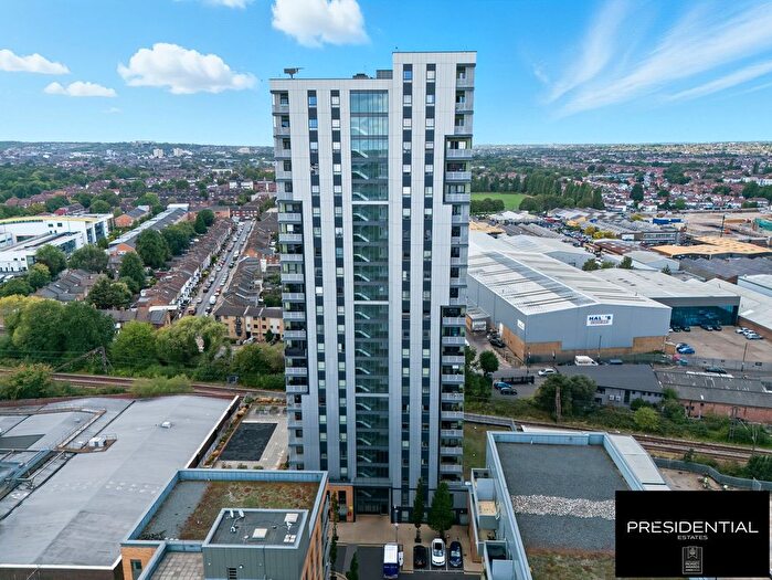 2 Bedroom Flat For Sale In Cannon Road, London, N17