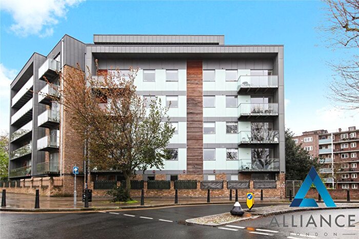 1 Bedroom Flat To Rent In Sewardstone Road, London, E2