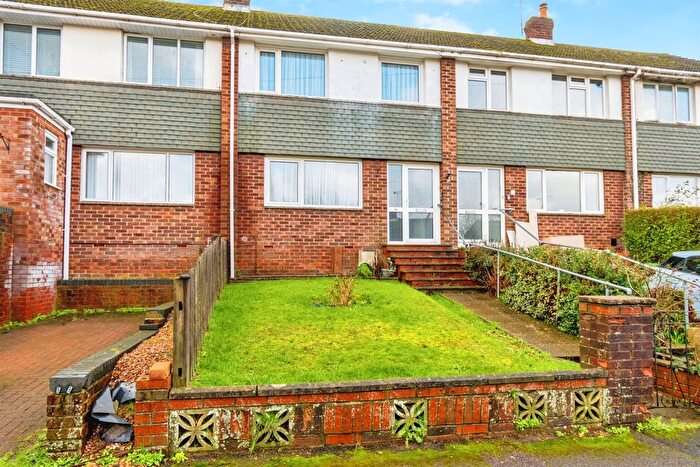 3 Bedroom Terraced House For Sale In Crowther Close, Southampton, SO19
