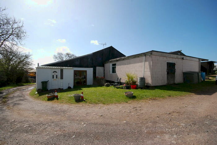 2 Bedroom Farm House For Sale In The Garlands, Walterston, Vale Of Glamorgan, CF62