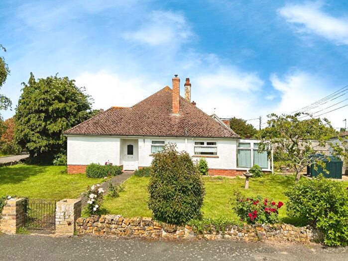 2 Bedroom Semi-Detached Bungalow For Sale In Priory Close, New Romney, TN28