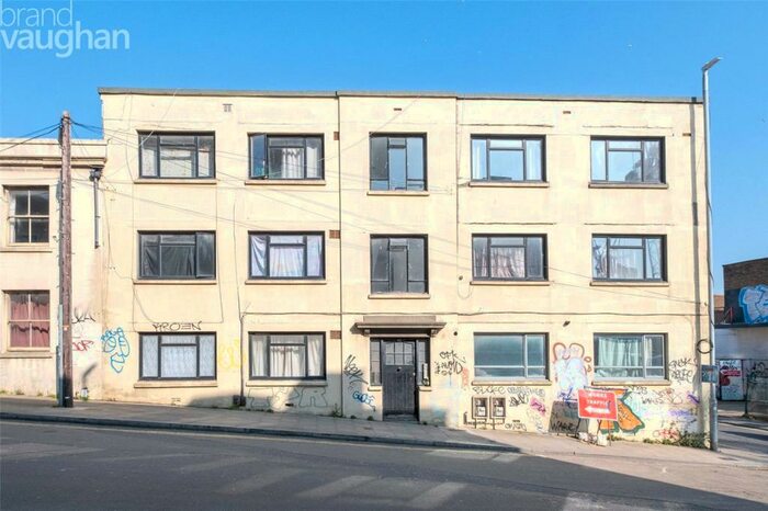 3 Bedroom Apartment To Rent In Cheapside, Brighton, East Sussex, BN1