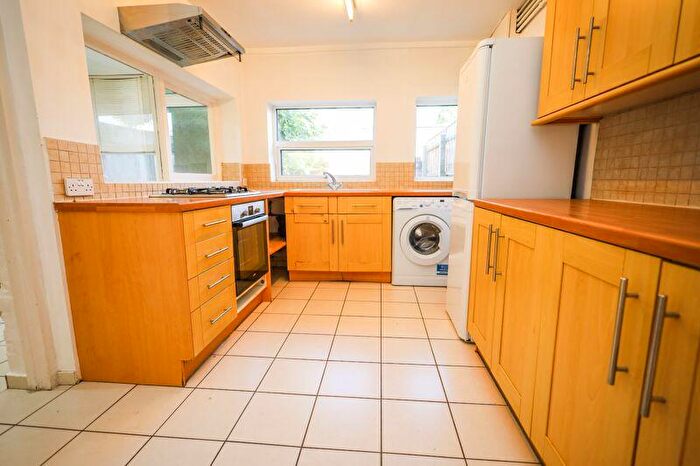 4 Bedroom Terraced House To Rent In Springbourne, Bournemouth, BH1