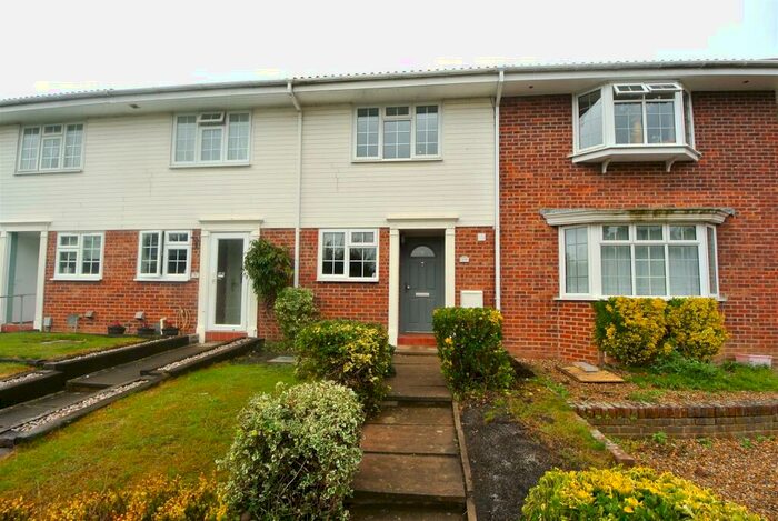 2 Bedroom House To Rent In Guildford, GU2
