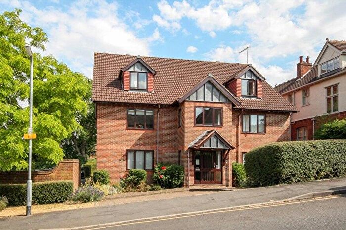 2 Bedroom Flat To Rent In Park View Court, Park View Road, Berkhamsted, HP4